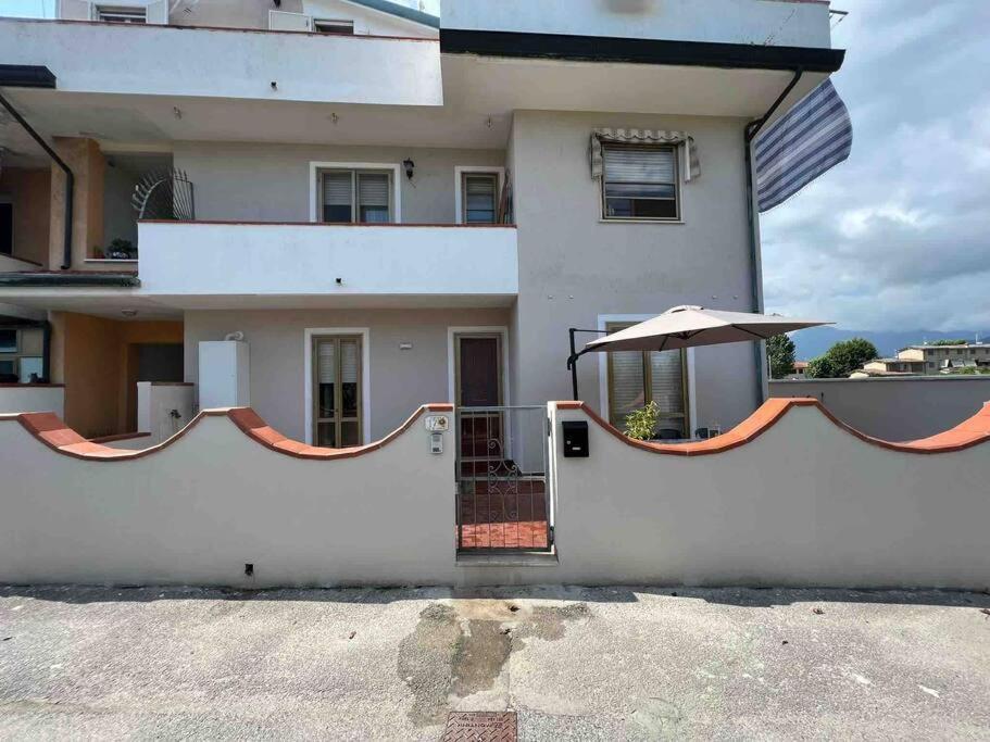 Appartamento Sunflower В'яреджо Екстер'єр фото